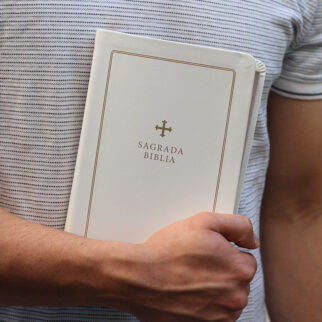 Biblia Católica Regalos y Ceremonias Photo